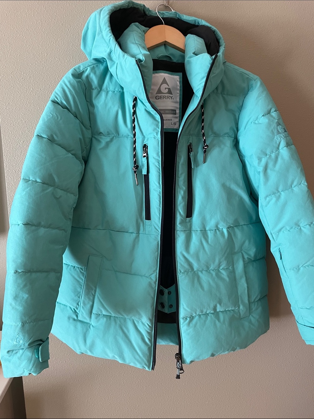 Gerry Weber Women’s Aqua Hooded Puffer Jacket